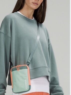LULULEMON Easy Access Small Crossbody Bag Green Smoked Spruce LU9AJJS